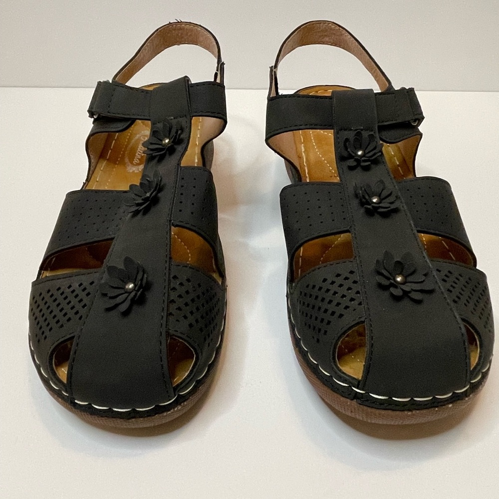 Atalina Sandals Women's Buckle Flowers Dark‎ Gray Cushioned Insoles Size 11W
